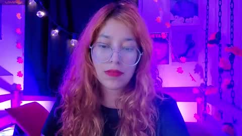 Snapshot of gigimooon chatting on May 16, 2:19 am gigimooon online show from May 16, 2:19 am