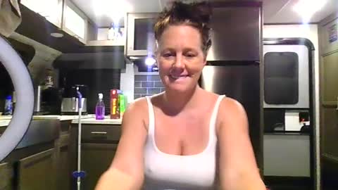 Snapshot of gigithegoddessisme chatting on June 15, 8:38 am gigithegoddessisme online show from June 15, 8:38 am