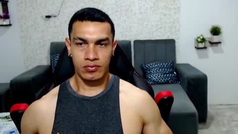 Snapshot of gilbert_marquez chatting on January 5, 5:09 pm GILBERT online show from January 5, 5:09 pm