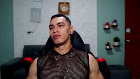 Snapshot of gilbert_marquez chatting on January 11, 11:23 am GILBERT online show from January 11, 11:23 am