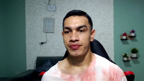 Snapshot of gilbert_marquez chatting on January 15, 7:12 pm GILBERT online show from January 15, 7:12 pm