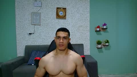 Snapshot of gilbert_marquez chatting on January 23, 5:31 pm GILBERT online show from January 23, 5:31 pm