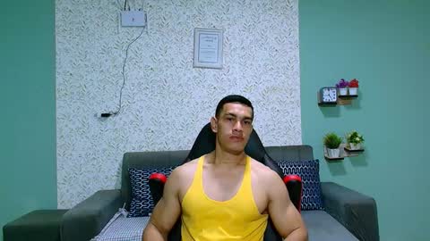 Snapshot of gilbert_marquez chatting on January 26, 10:35 pm GILBERT online show from January 26, 10:35 pm