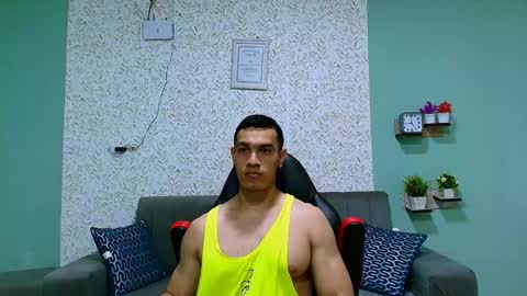 Snapshot of gilbert_marquez chatting on January 30, 7:15 pm GILBERT online show from January 30, 7:15 pm