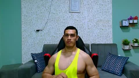 Snapshot of gilbert_marquez chatting on January 30, 10:51 pm GILBERT online show from January 30, 10:51 pm