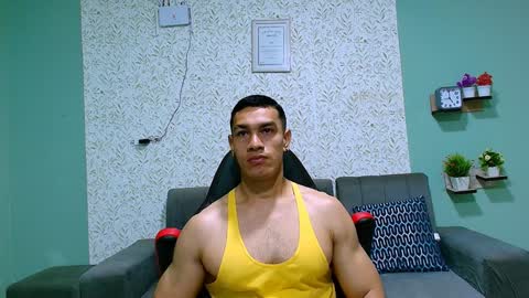 Snapshot of gilbert_marquez chatting on February 4, 11:05 am GILBERT online show from February 4, 11:05 am