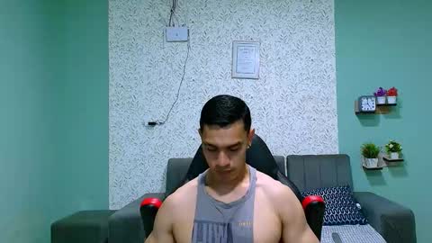 Snapshot of gilbert_marquez chatting on February 9, 11:36 am GILBERT online show from February 9, 11:36 am