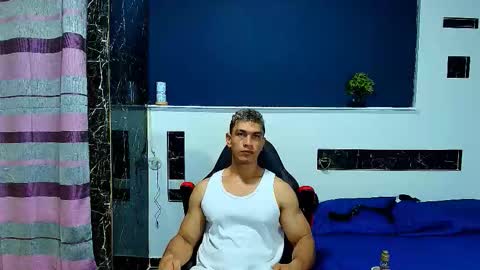 Snapshot of gilbert_marquez chatting on September 15, 10:43 pm GILBERT online show from September 15, 10:43 pm