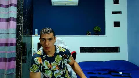 Snapshot of gilbert_marquez chatting on September 19, 11:33 am GILBERT online show from September 19, 11:33 am