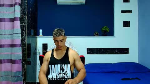 Snapshot of gilbert_marquez chatting on September 20, 3:07 am GILBERT online show from September 20, 3:07 am