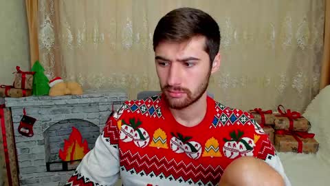 Snapshot of gilbertogonzales chatting on December 9, 6:23 am gilbertogonzales online show from December 9, 6:23 am