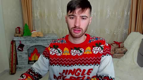 Snapshot of gilbertogonzales chatting on December 23, 7:38 am gilbertogonzales online show from December 23, 7:38 am