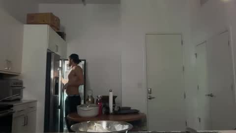 WildBoyVibes online show from April 16, 7:09 am