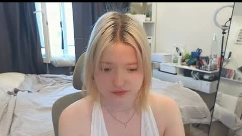 Klara online show from July 15, 4:07 am