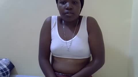 Snapshot of gina_sassy chatting on January 18, 5:55 am Adiliah online show from January 18, 5:55 am