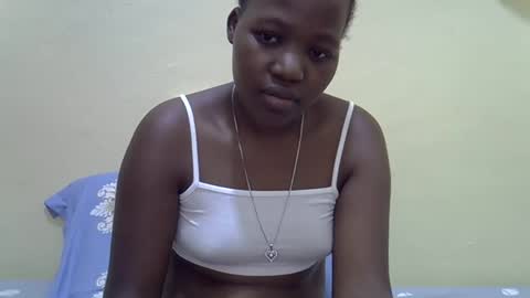 Snapshot of gina_sassy chatting on February 22, 2:04 pm Adiliah online show from February 22, 2:04 pm