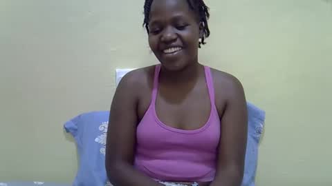 Snapshot of gina_sassy chatting on February 24, 11:14 pm Adiliah online show from February 24, 11:14 pm