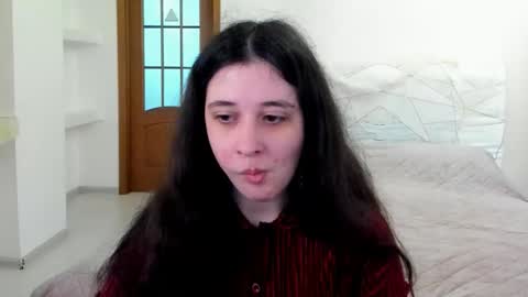 Kate online show from March 25, 9:04 am