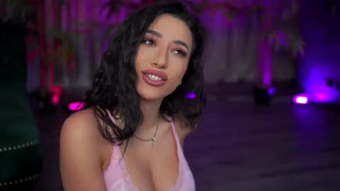 Gina online show from November 5, 7:58 pm