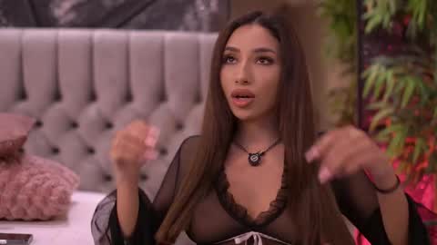 Snapshot of ginavalentinna chatting on May 29, 7:34 pm Gina online show from May 29, 7:34 pm