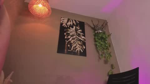 Snapshot of ginebraafxx_ chatting on January 19, 4:22 pm Ginebra online show from January 19, 4:22 pm