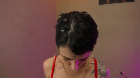 Snapshot of ginebraafxx_ chatting on February 10, 4:11 pm Ginebra online show from February 10, 4:11 pm