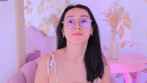 Snapshot of ginevra_esposito chatting on September 27, 1:27 pm Ginn online show from September 27, 1:27 pm