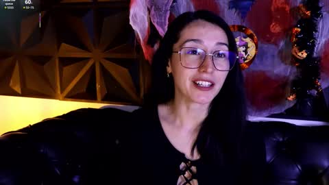 Snapshot of ginevra_esposito chatting on October 14, 1:01 pm Ginn online show from October 14, 1:01 pm