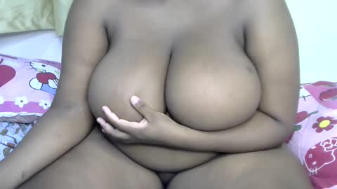 ginger_babes1 online show from December 16, 2:44 pm