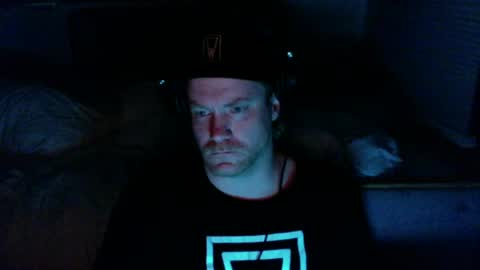 Snapshot of gingerbd92 chatting on June 17, 7:11 am gingerbd92 online show from June 17, 7:11 am