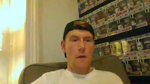 Snapshot of gingerjames90 chatting on March 8, 9:29 pm gingerjames90 online show from March 8, 9:29 pm
