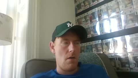 Snapshot of gingerjames90 chatting on May 5, 8:22 am gingerjames90 online show from May 5, 8:22 am