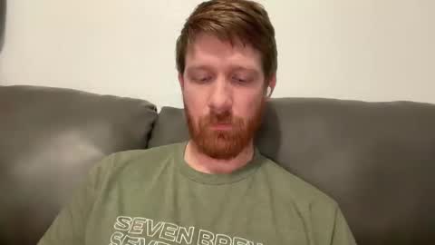 Snapshot of gingermania10 chatting on February 15, 2:26 am gingermania10 online show from February 15, 2:26 am