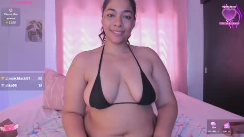 Snapshot of ginnapalmer1 chatting on June 21, 6:21 pm Ginna Palmer online show from June 21, 6:21 pm