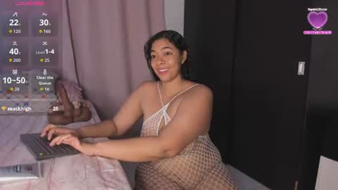 Snapshot of ginnapalmer1 chatting on July 25, 6:00 am Ginna Palmer online show from July 25, 6:00 am