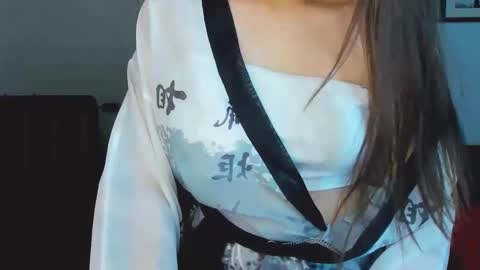 Ginny online show from February 9, 11:04 pm