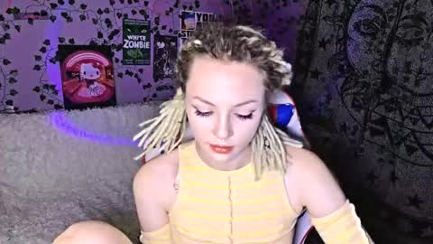 Ginny online show from September 11, 9:04 pm