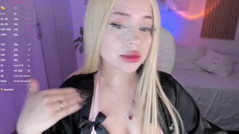 Kendall online show from January 18, 4:31 pm