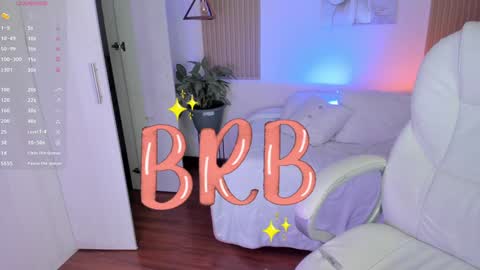 Kendall online show from January 19, 2:17 pm