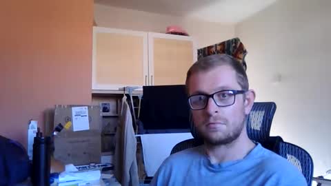 Snapshot of ginwood chatting on September 25, 3:05 pm ginwood online show from September 25, 3:05 pm