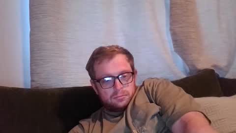 Snapshot of ginwood chatting on April 9, 5:40 pm ginwood online show from April 9, 5:40 pm