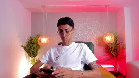 Gio Carangi online show from March 21, 4:28 am