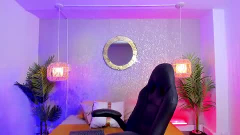 Snapshot of gio_carangi chatting on April 26, 3:04 am Gio Carangi online show from April 26, 3:04 am