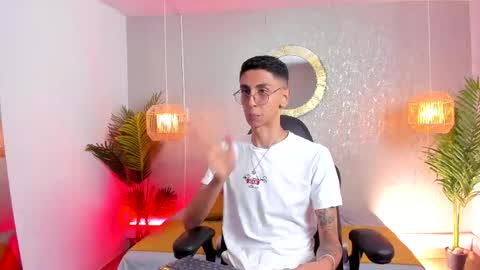 Snapshot of gio_carangi chatting on May 24, 2:49 am Gio Carangi online show from May 24, 2:49 am