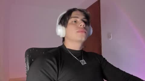 GioRusso online show from April 9, 4:01 am