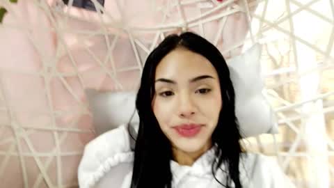 giovanna_oliveria online show from February 16, 11:01 pm