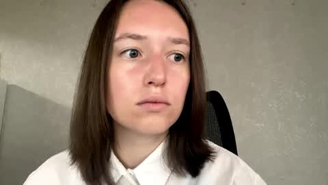 Melisa online show from May 18, 1:02 am