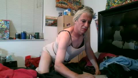 Snapshot of giovanni131971 chatting on June 21, 2:03 am giovanni131971 online show from June 21, 2:03 am