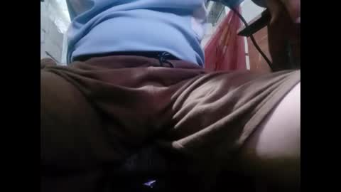 Snapshot of giovannyca chatting on December 31, 5:33 am GuidoGiovan online show from December 31, 5:33 am