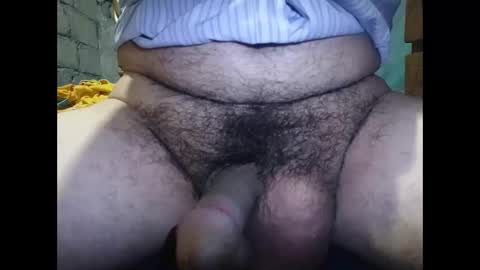 Snapshot of giovannyca chatting on May 16, 9:39 am GuidoGiovan online show from May 16, 9:39 am